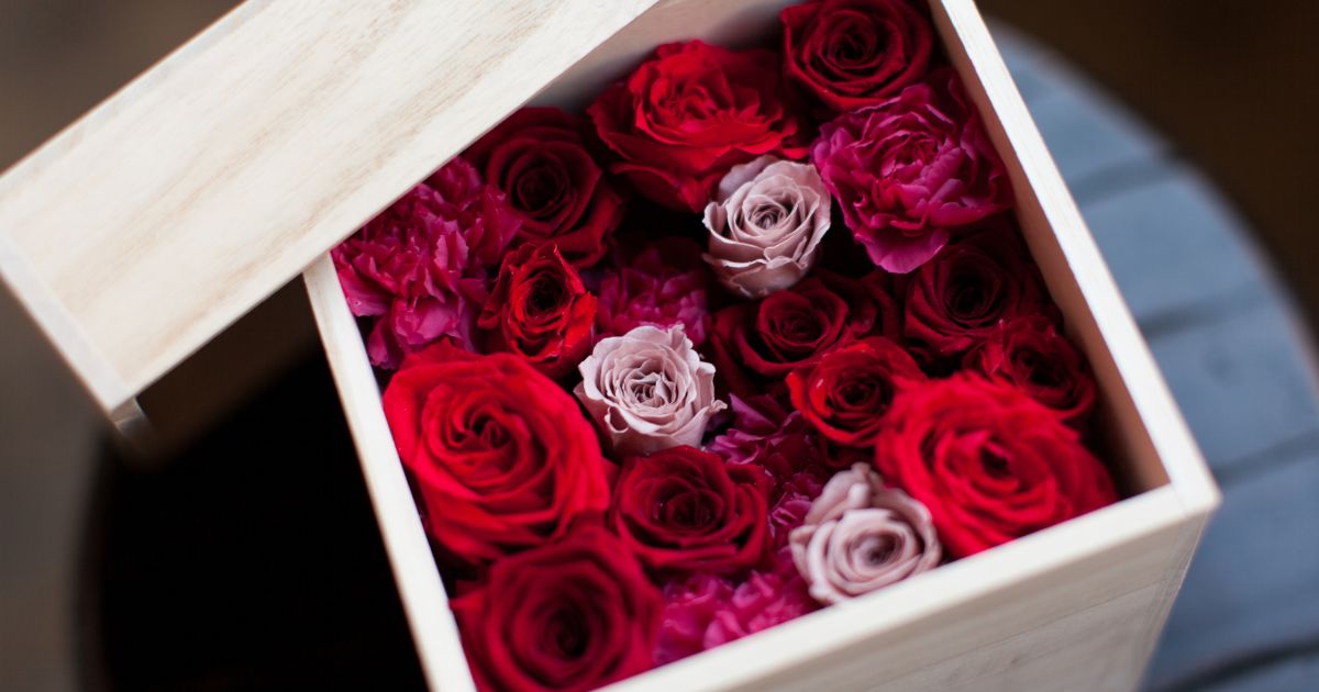How Long do Preserved Roses Last? The Roses Mansion